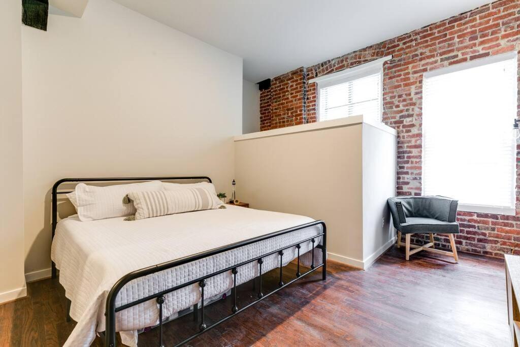 Апартаменти Cozy Chic Retreat In The Heart Of Rva Річмонд Екстер'єр фото
